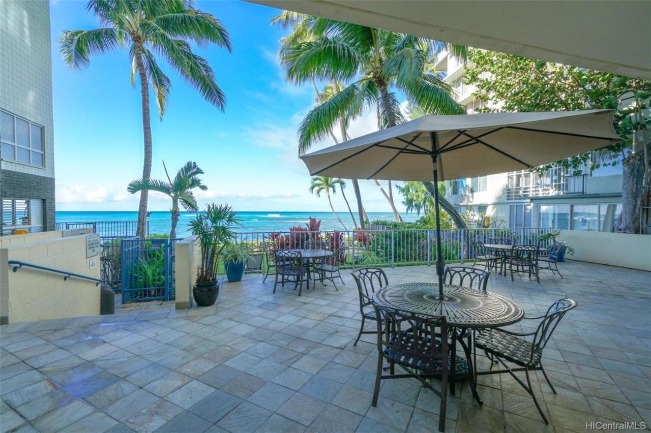 Diamond Head Beach Hotel Honolulu Bagian luar foto
