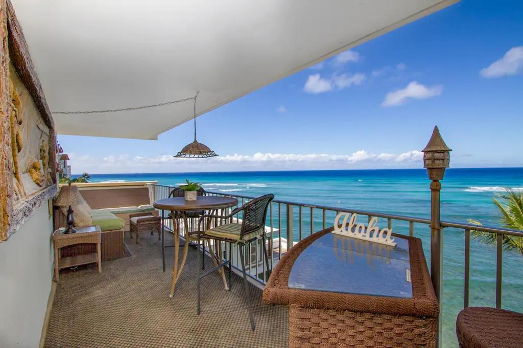 Diamond Head Beach Hotel Honolulu Bagian luar foto